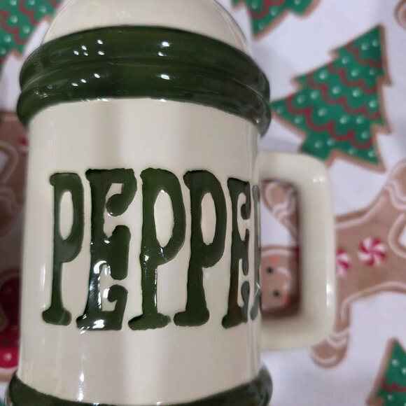 Mid Century Modern Green and Off White Salt & Pepper Shakers 5.5" - Picture 4 of 9